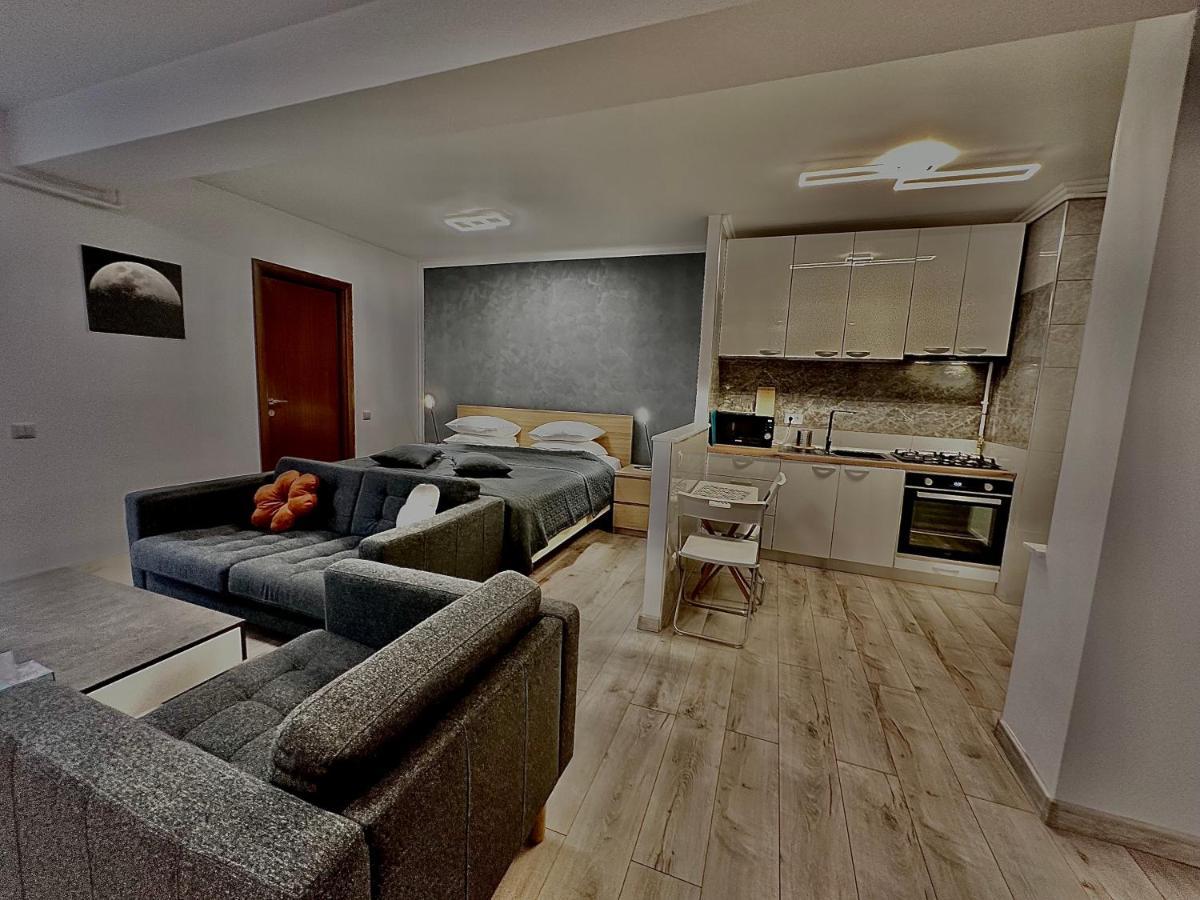 Apartament Shiro *