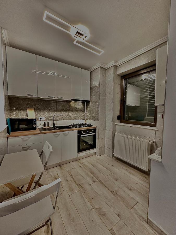 Apartament Shiro